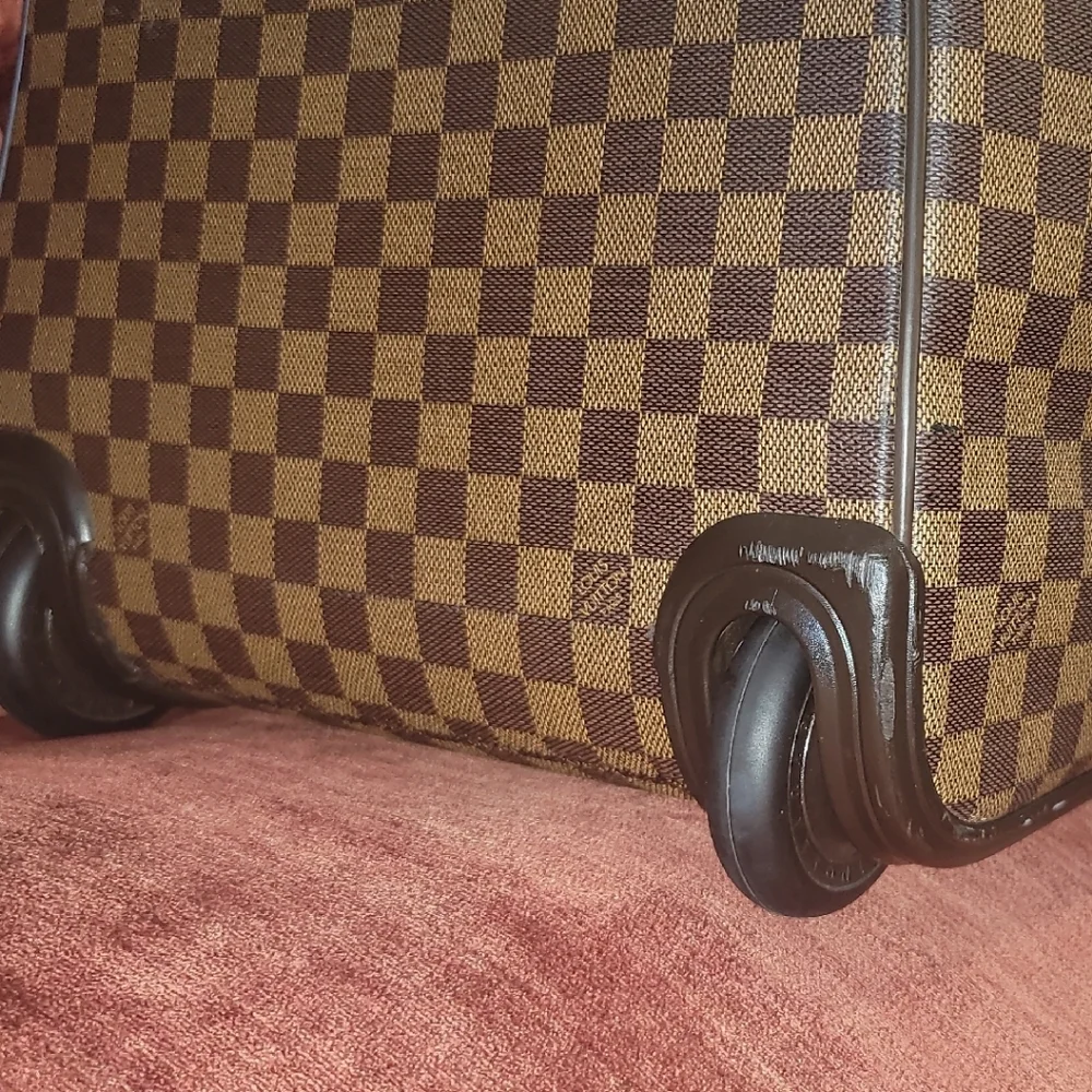 Louis Vuitton Rolling Duffle Convertible Bag in Brown - Picture 4 of 16